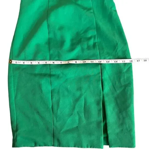 Revolve NBD Sugar Pine Bodycon in Kelly Green - Picture 8 of 15